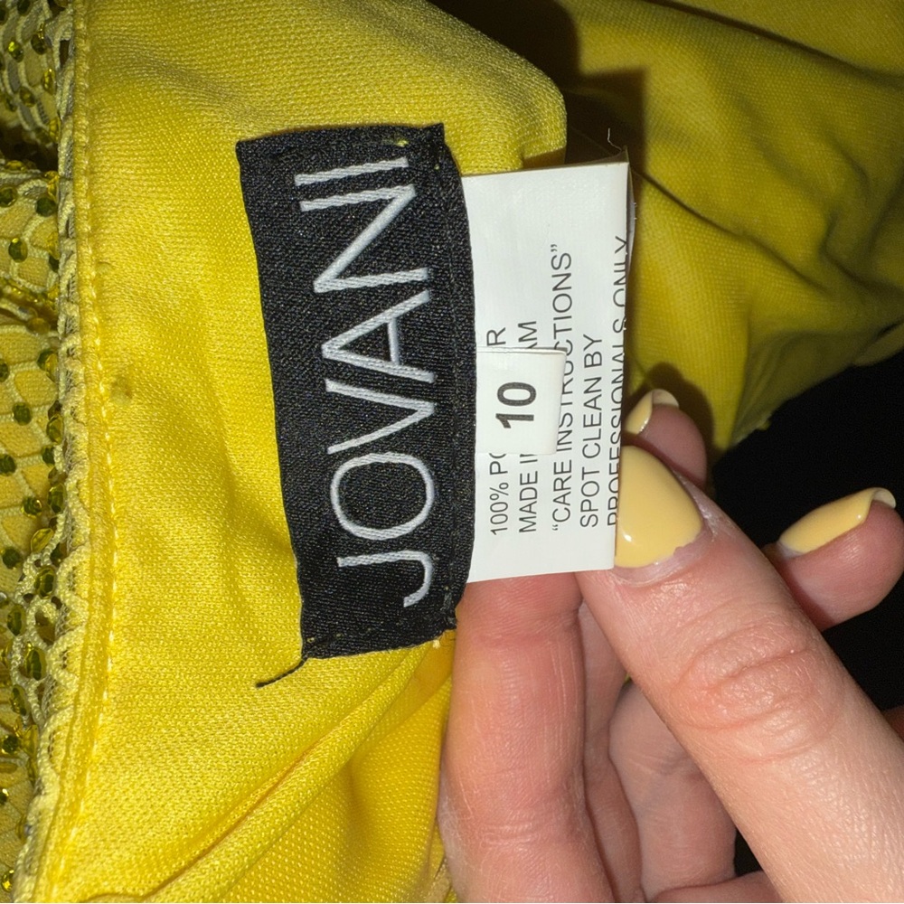 Jovani 08530 - Backless Mesh Sheath Cocktail Short Prom Dress - Picture 6 of 8
